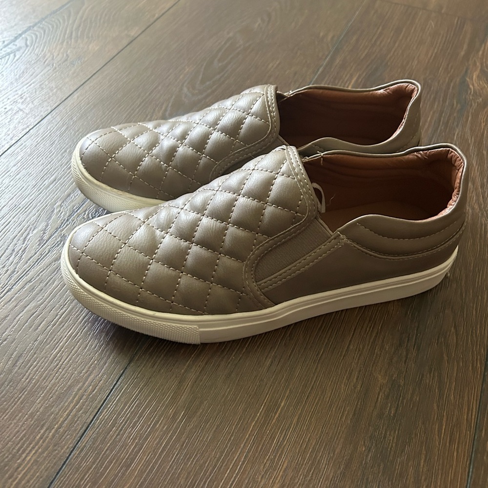 Steve Madden sneakers
